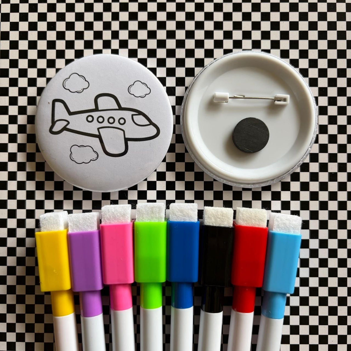 Aeroplane - Color & Wipe Badge cum Fridge Magnet Kit