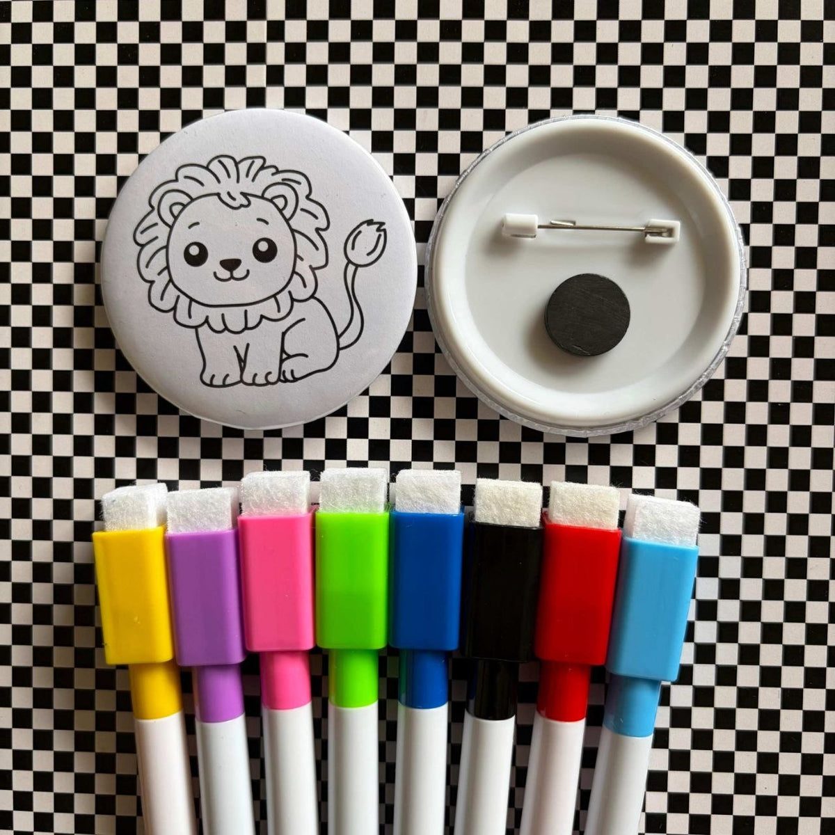 Lion - Color & Wipe Badge cum Fridge Magnet Kit