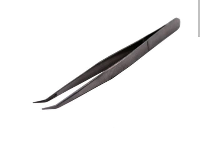 Tweezers