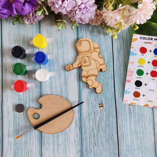 Astronaut (Fridge Magnet DIY kit) MDF