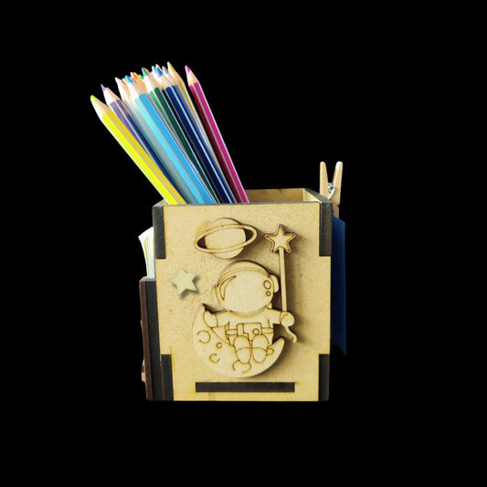 Astronaut Space Theme - DIY Penstand (MDF)