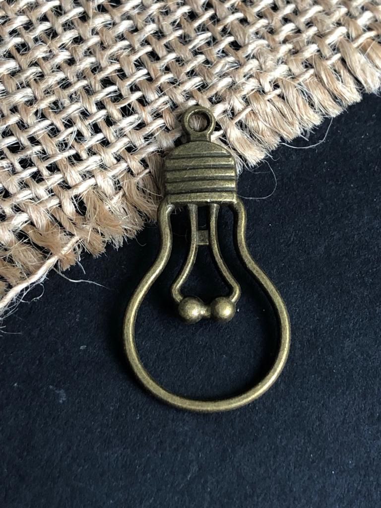 Bulb (Metal Charm - Clearance)