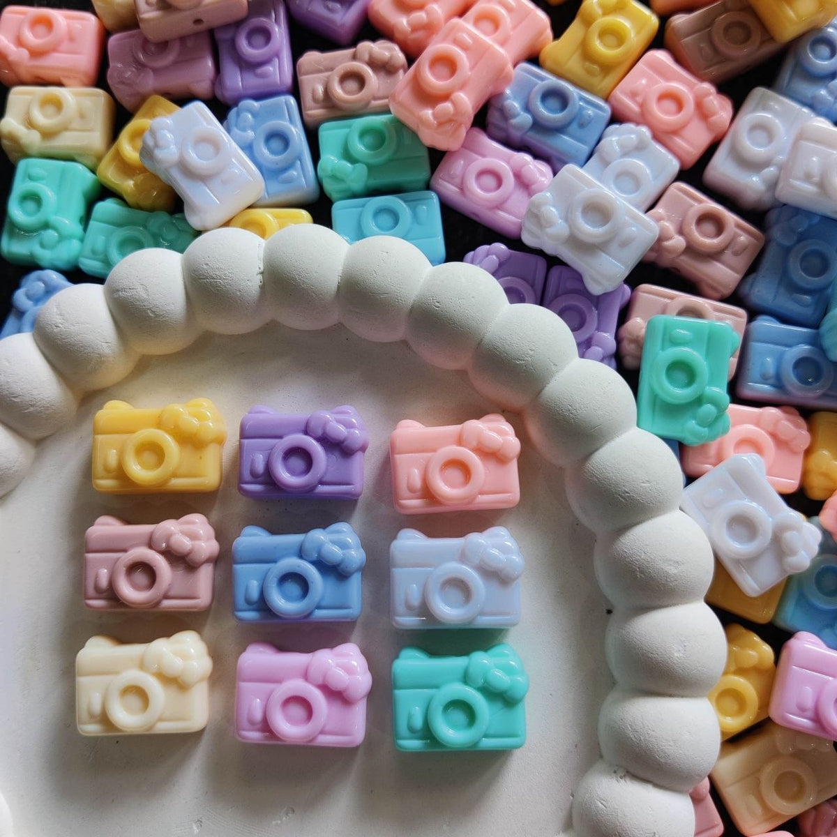 Camera - Acrylic Beads (Mix Pastel Colours)
