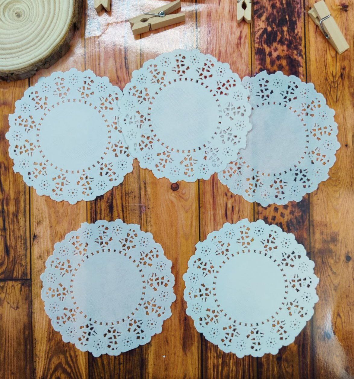 Paper Doilies ( German Napkin Tissues )