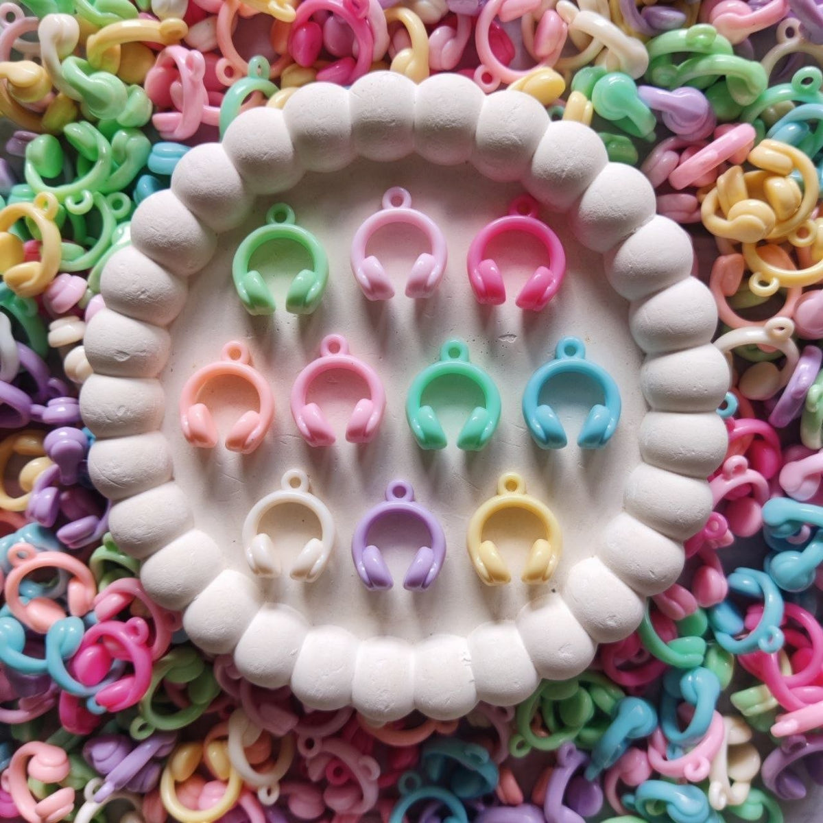 Headphones - Acrylic Charms (Mix Pastel Shades)